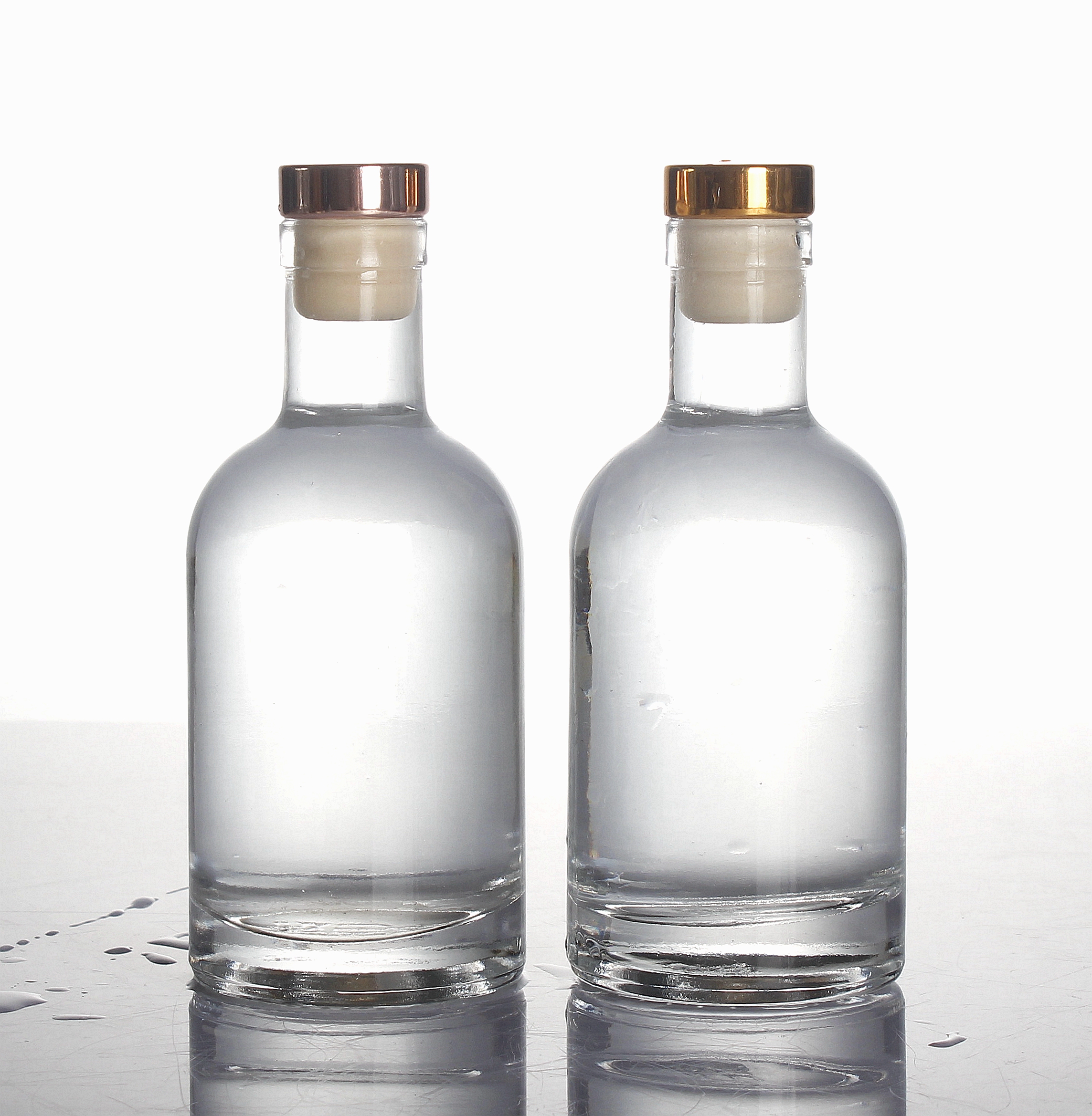 Stocked 750ml 500ml 375ml extra flint glass bottle with wooden metal stopper screw cap for gin vodka tequila rum liquor spirits
