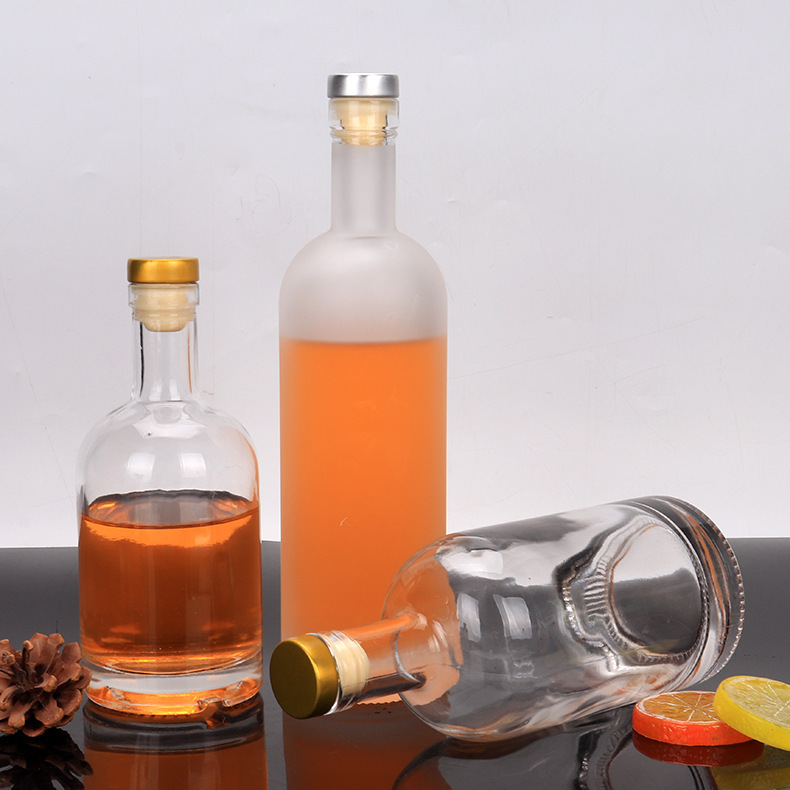 Stocked factory direct sale 1000ml 750ml 500ml liquor bottles vodka glass bottle with cork top lid