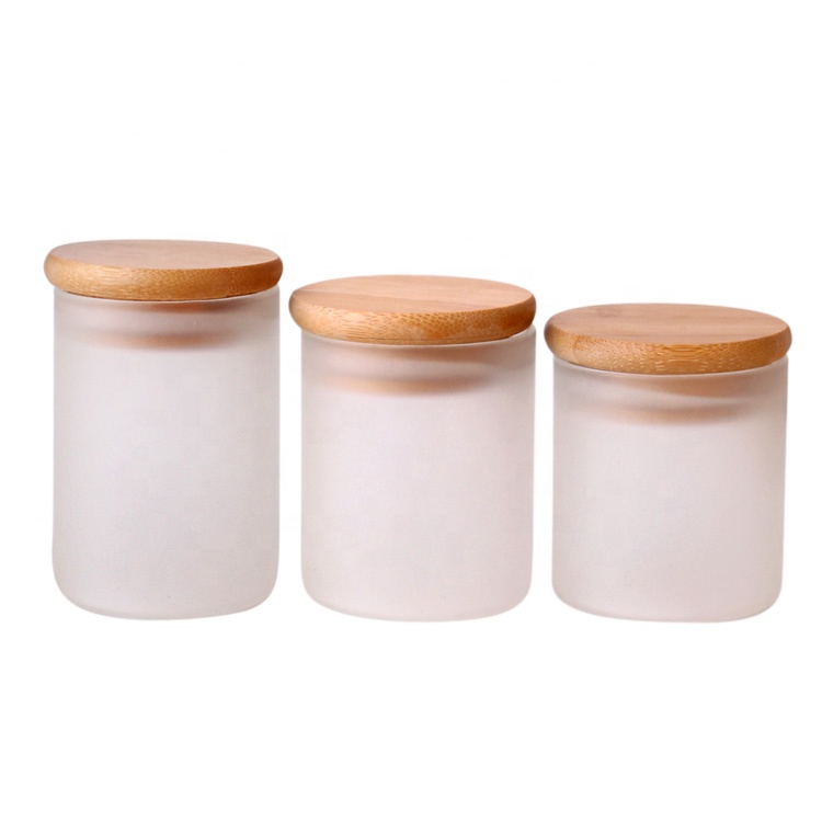 Straight empty round 100ml frosted borosilicate glass storage jar for candy food with bamboo lid