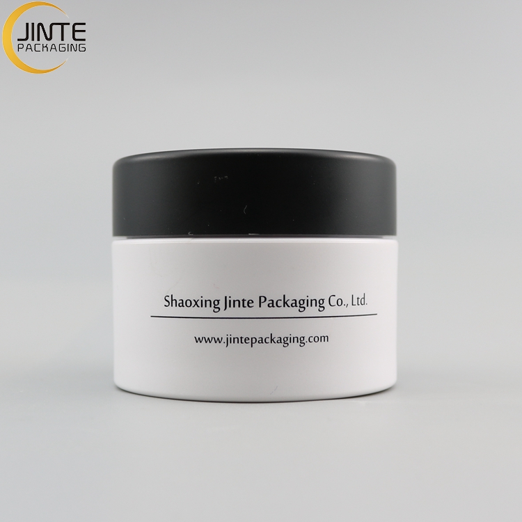Superably Popular Plastic Container Packaging Black White Jars Custom 2oz 8oz Lip Scrub Jars