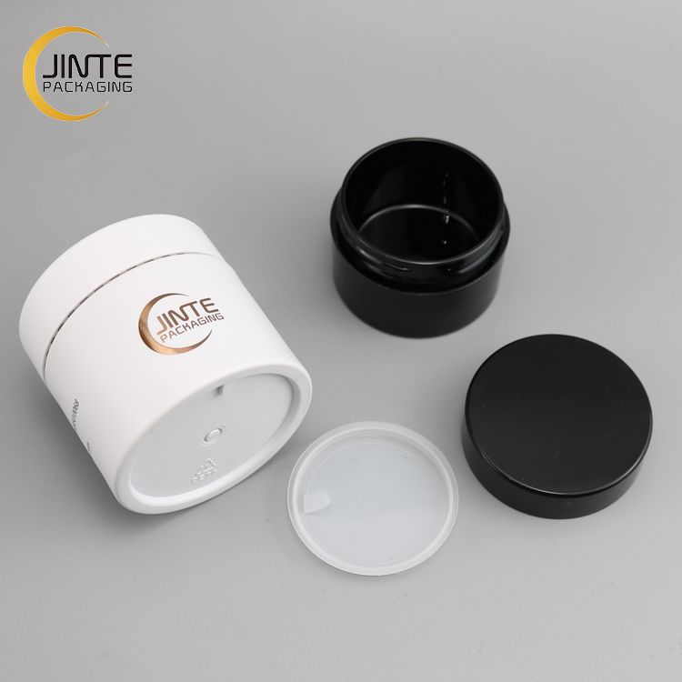 Superably Popular Plastic Container Packaging Black White Jars Custom 2oz PowderJars