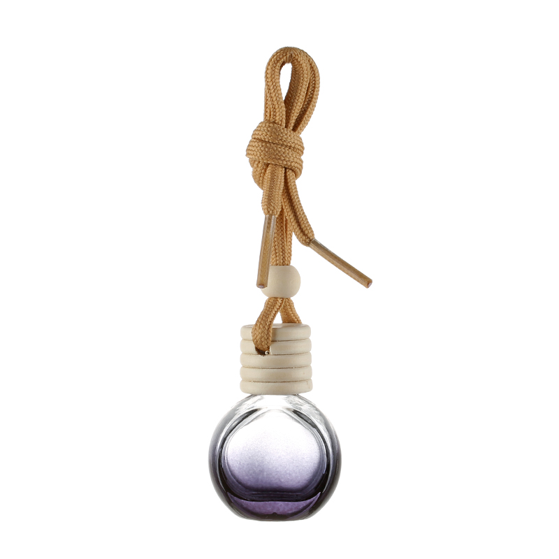 Suspended car perfume bottles with wooden hat lanyard can give air fresheners.