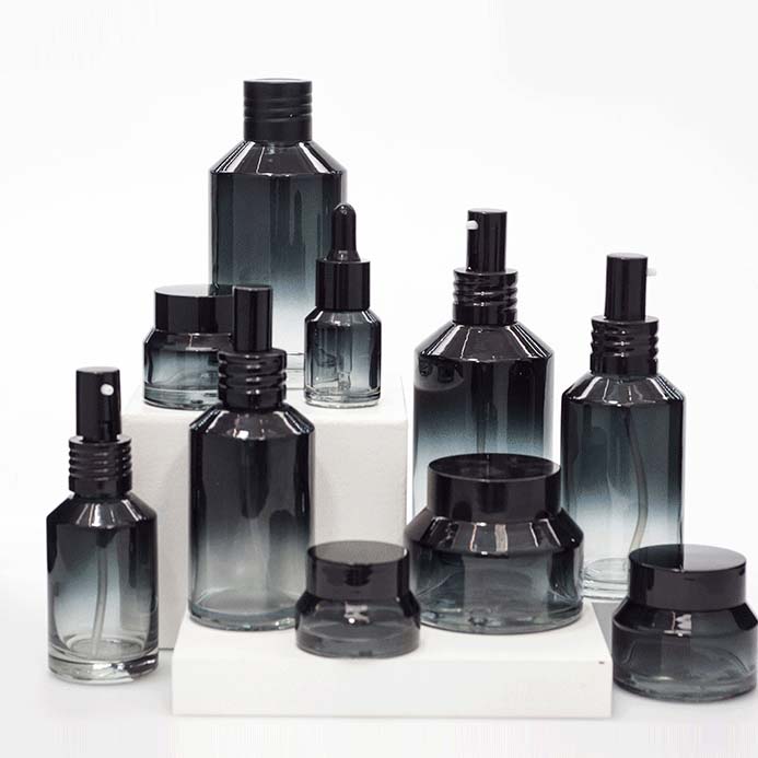 Sustainable Cosmetic glass bottles black essential oil eco friendly skincare packaging
