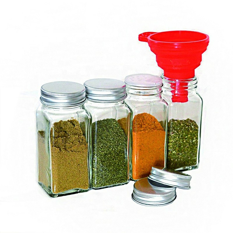 Talented Kitchen Clear storage bottle Square Glass Spices Jar 4oz With Silver Metal Lids Shaker Tops Funnel and Labels