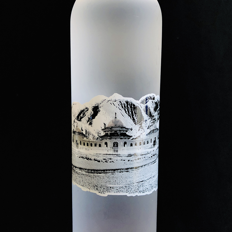 Tall and Thin 375ml Frost Gin Vodka Ice Wine Glass Bottle with Cork