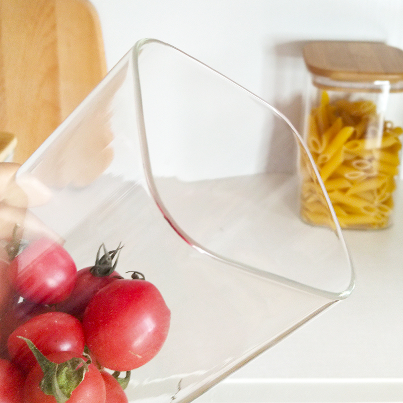 The square bamboo wood lid glass storage jar be used as a water cup