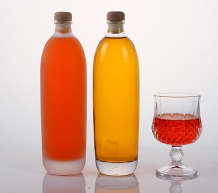 Thick bottom 330ml 500ml round cylinder flint glass bottle fruit vinegar beverage liquor bottle with wooden or screw cap