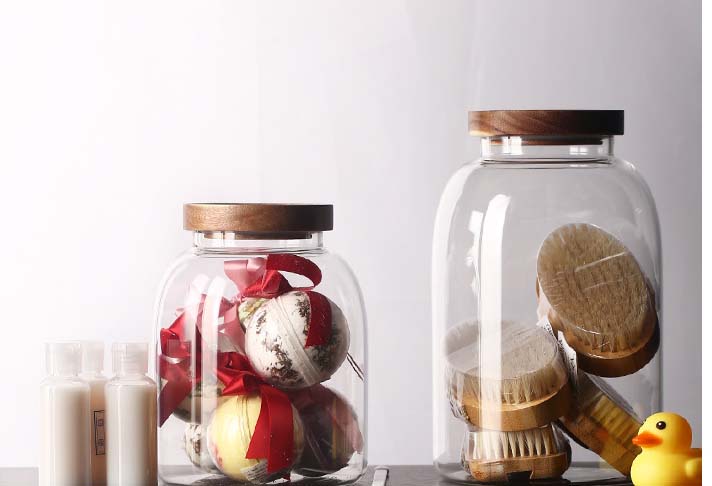 Thickened Enlarged Design Wholesale Customized Borosilicate Glass Food Canister With Wooden Cover Serving For Kitchen Spice Tea