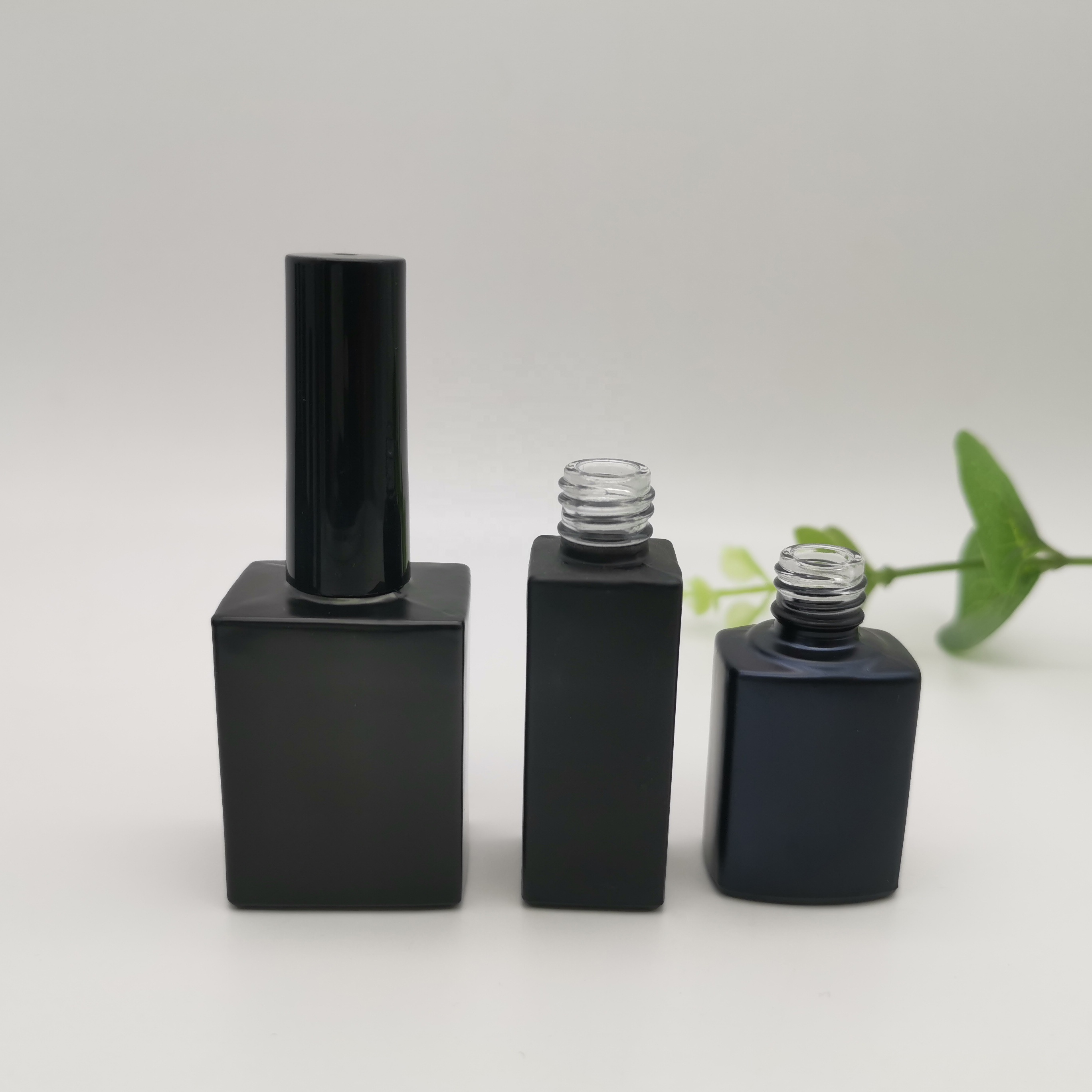 Top Quality Matt Black Gel Nail Polish Bottle High Quality nail polish black cap