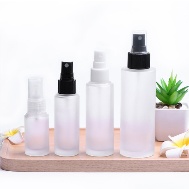 Top quality 100ml  cosmetic toner fine mist spray bottle glass frosted perfume bottle