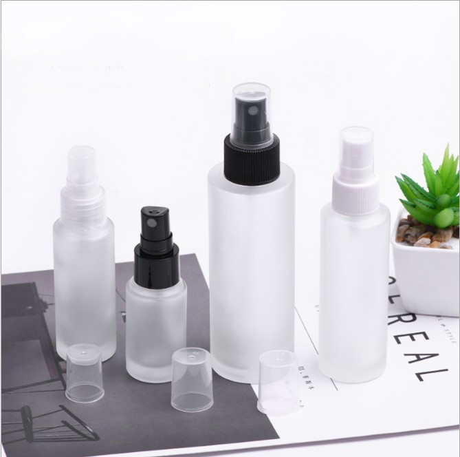 Top quality 100ml cosmetic toner fine mist spray bottle glass frosted perfume bottle