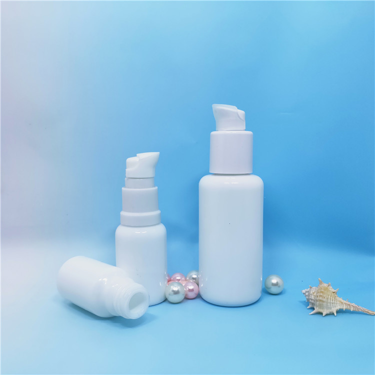 Top quality cosmetics packing porcelain cosmetic jar 20 ml with gold lid