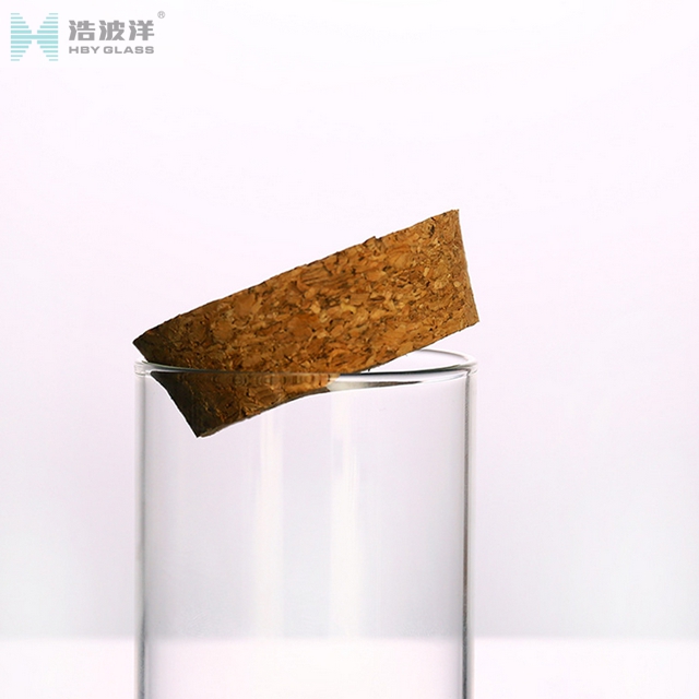 Transparent 600ml borosilicate glass jar with cork