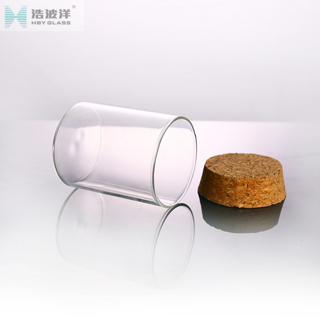 Transparent 600ml borosilicate glass jar with cork