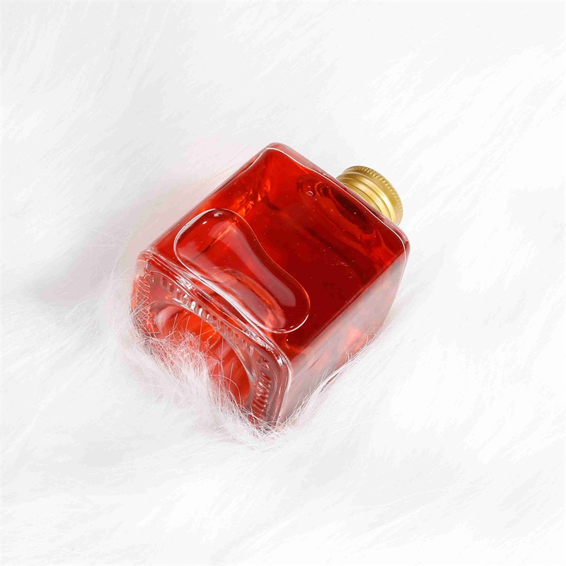 Travel Bottle with Storage Compartment Heavy Glass / 2021new Design Glass Wine Bottle Storage Bottles & Jars Screw Metal Lid