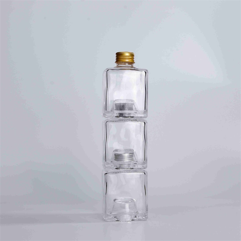 Travel Bottle with Storage Compartment Heavy Glass / 2021new Design Glass Wine Bottle Storage Bottles & Jars Screw Metal Lid