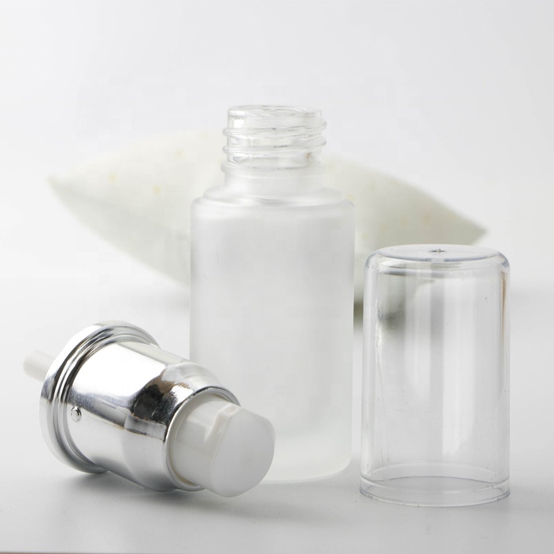 Trending products 20ml luxury airless lotion pump 30ml frosted lotion gel glass bottle