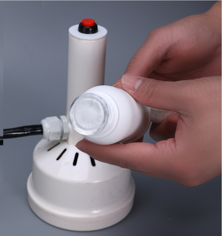 UMETASS Customized Wholesale 20ML mini EVOH COEX Plastic Pesticide pills storage Chemical liquid Reagent Bottles supplier