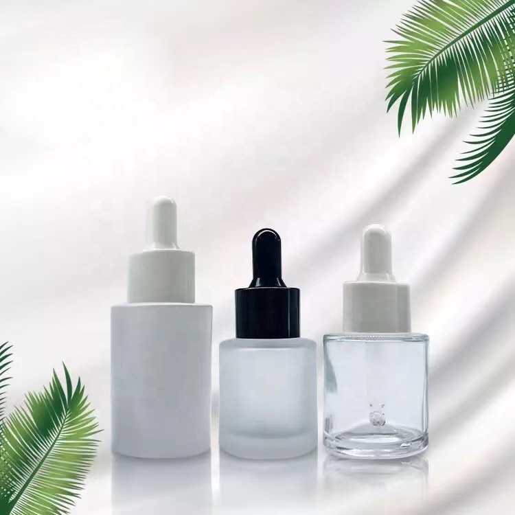 Unique 30 ml 15ml 20ml amber clear frosted custom cosmetic lotion pump face serum bottles for skincare