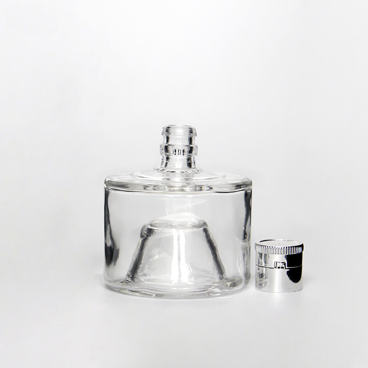 Unique Bottles 250ml Stackable Empty Liquor Glass Bottles for Vodka Whisky with Screw Lid