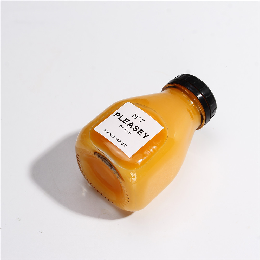 Unique Clear Square Empty Ice Tea / Juice Bottles Glass 300ml With Screw Cap