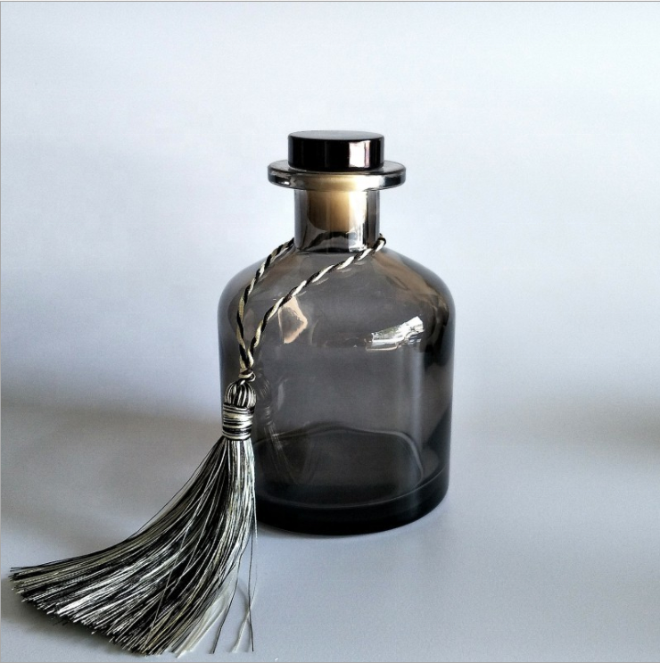 Unique Design 150ml / 250ml Luxury Matte Black Reed Diffuser Glass Bottle Aromatherapy Bottle
