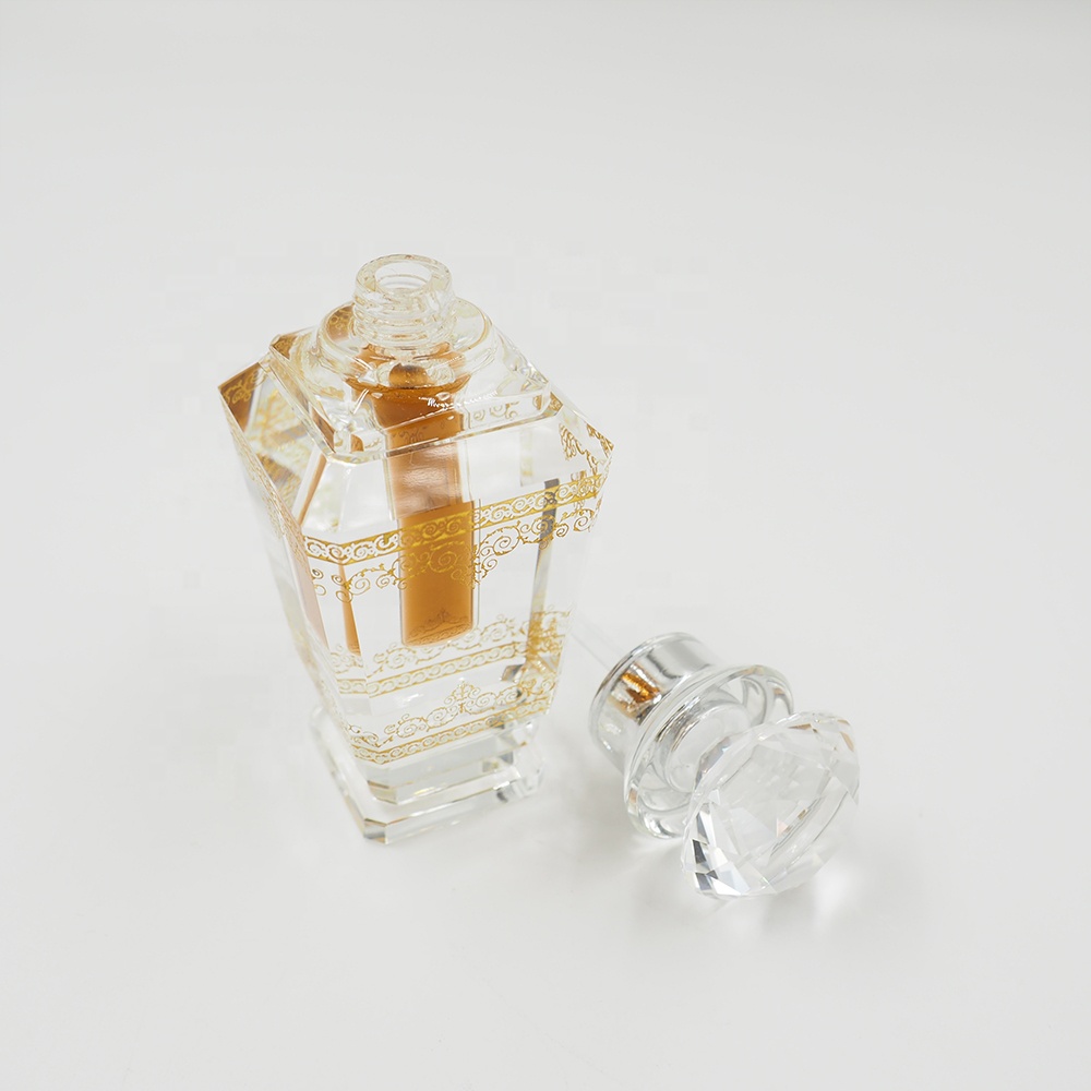 Unique Empty 3 ml Attar Oil Crystal Perfume Bottle With Golden Sand Blasting Logo