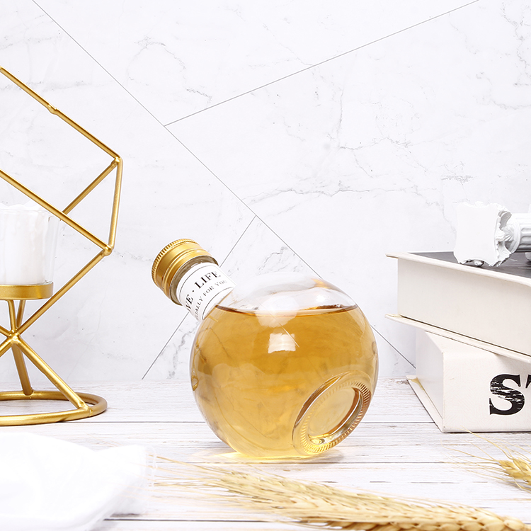 Unique Shape Liquor Bottle Beverage Juice Cider Glass Bottle With Metal Lid