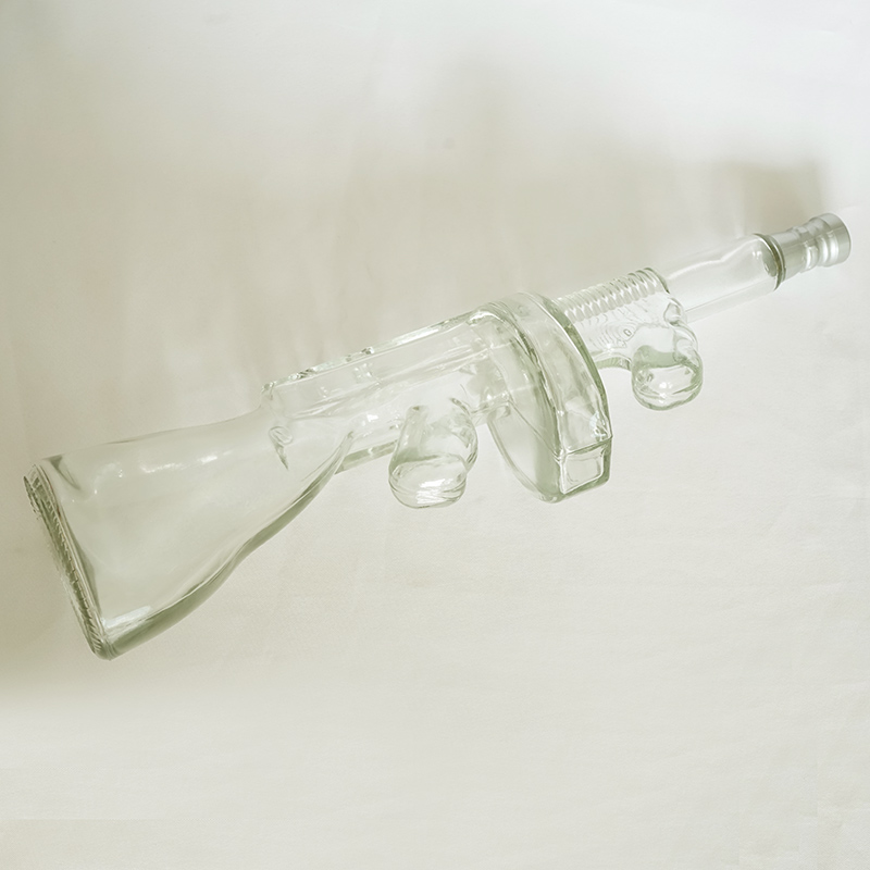 Unique design 750ml glass wine bottle liquor bottle whiskey decanter