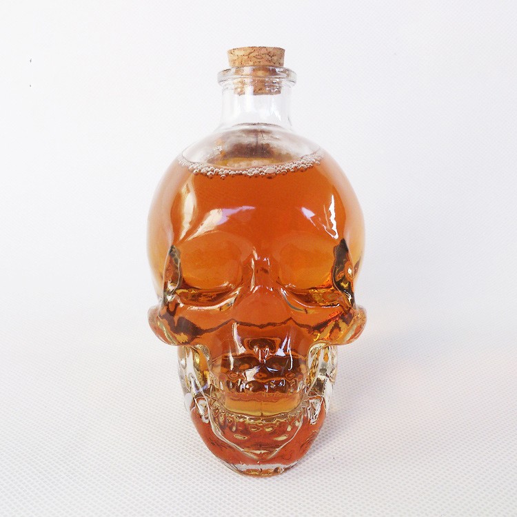 Unparalleled skull shape clear glass liquor bottles 140ml/400ml/750ml vodka brandy whisky good spirit bottles with cork