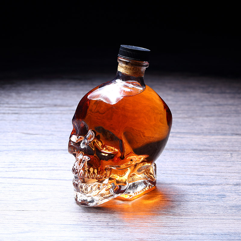 Unparalleled skull shape clear glass liquor bottles 140ml/400ml/750ml vodka brandy whisky good spirit bottles with cork