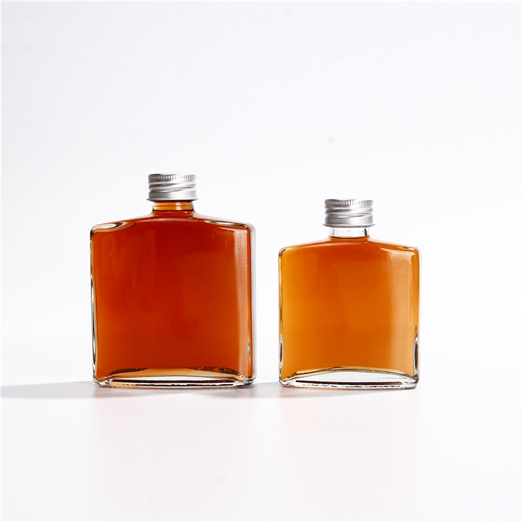 Vanjoin 200ml Flat Square Clear Wine Glass Bottle Flask Glass Bottles with Logo Printing and Metal Lid