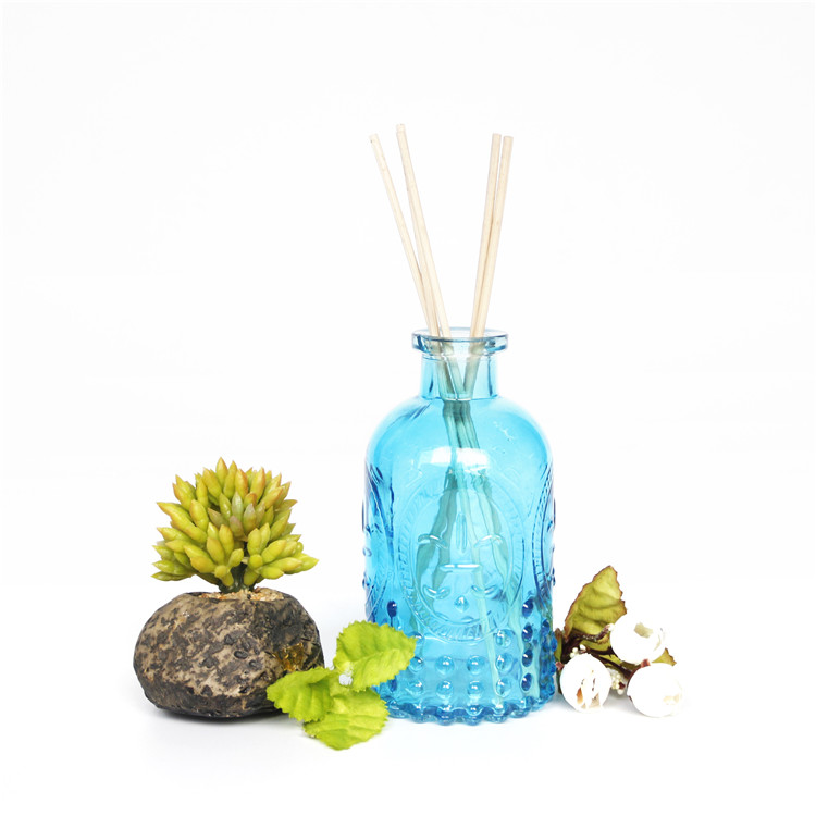 Vanjoin Carving Decorative Pattern Empty Reed Diffuser Glass Bottle Clear Color Diffuser Reed Bottle