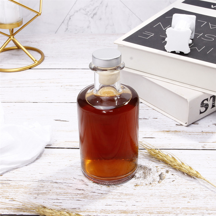 Vanjoin Custom 100ml 200ml Glass Bottle For Spirit Wine With Cork Lid