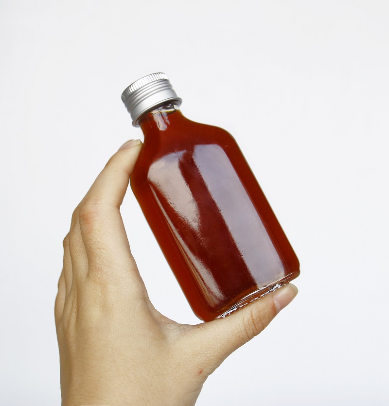Vanjoin Small Liquor Bottle 1 oz 30 ml 2 oz 60 ml Mini Shot Pressed Sip Drink Juice Glass Bottles with Screw Lid