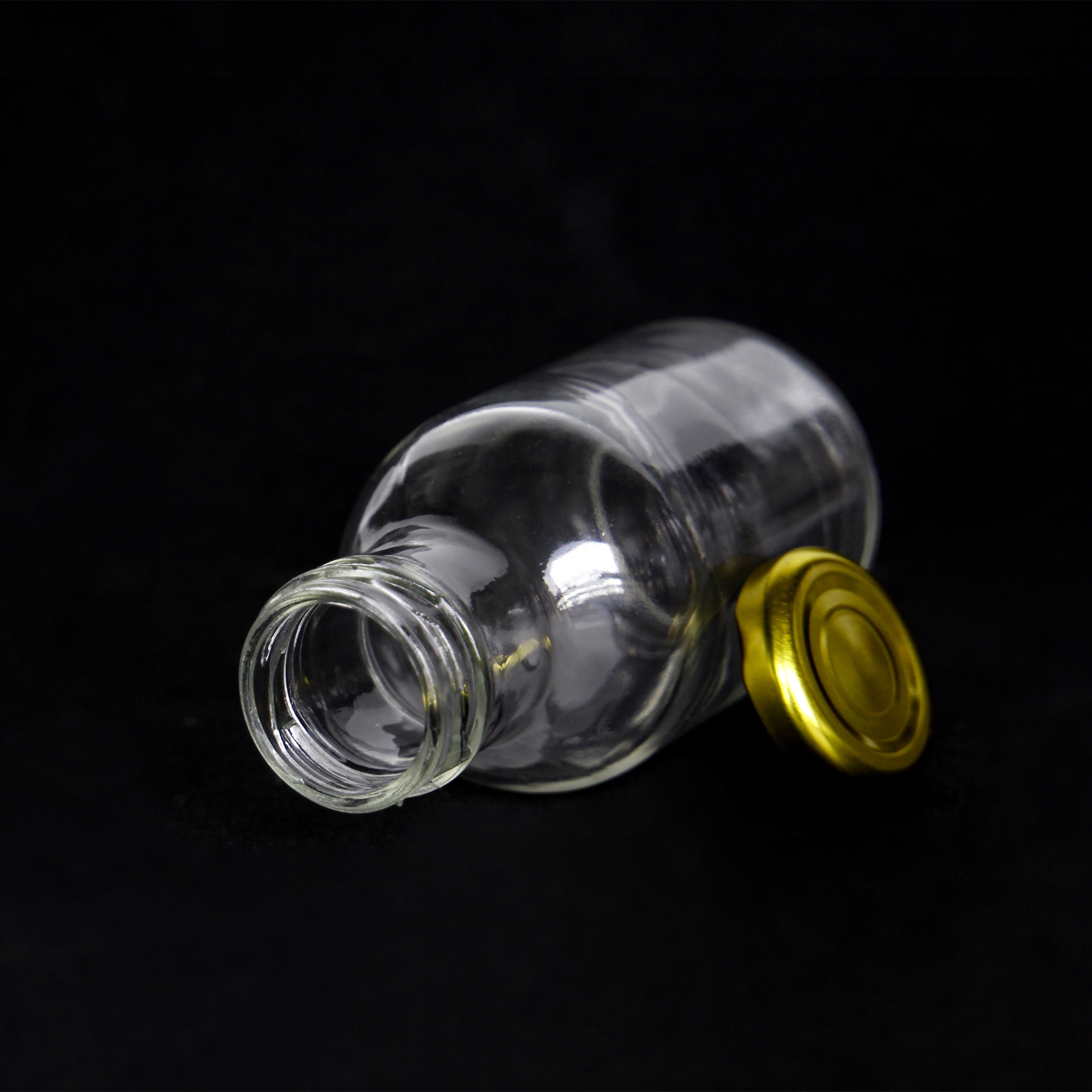 Vanjoin common Shaped Antique Gift Fancy Custom Empty Mini 100ml 200ml Glass bottle