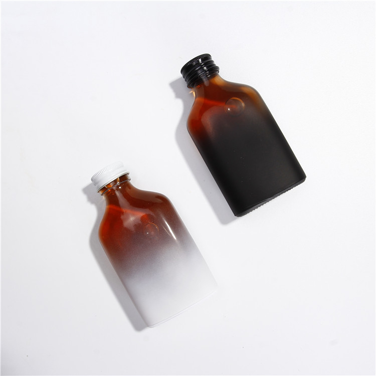 Vanjoin customized logo printing gradient black color spray flask glass bottle flat 200 ml drinking bottles with lid