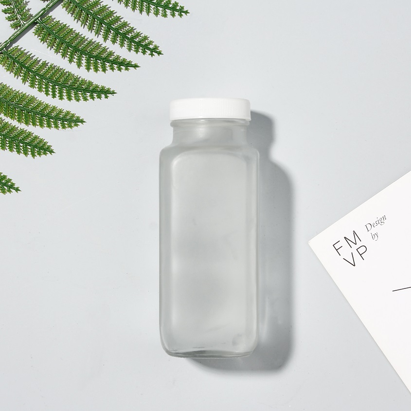 Vanjoin customizied spray frosted glass bottles 250ml 300ml 500ml Square Glass Bottle For Fresh Juice Tea Beverage