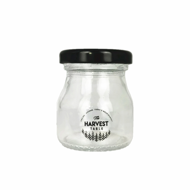 Very cute mini jar ,cheap small glass pudding jar with metal lid 50ml