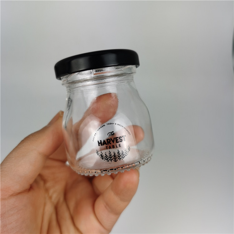 Very cute mini jar,cheap small glass pudding jar with metal lid 50ml