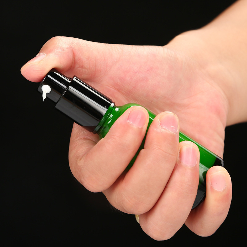 Vigor Beaty And Personal Care Hand Sanitizer Holder Diffuser Cute Round Pocket Spray Bottle