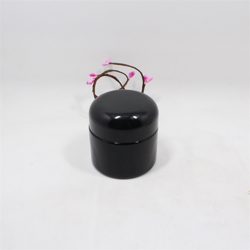 Violet color Black Glass Screw top Jar 50ml 100ml dark violet glass cosmetic jar for cream cosmeticos with factory direct price