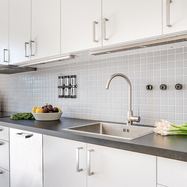 Wall Mounted Magnet Spice Rack Kitchen 6pcs Multifunctional Seasoning Jar Iron Absorber Kitchen Tool