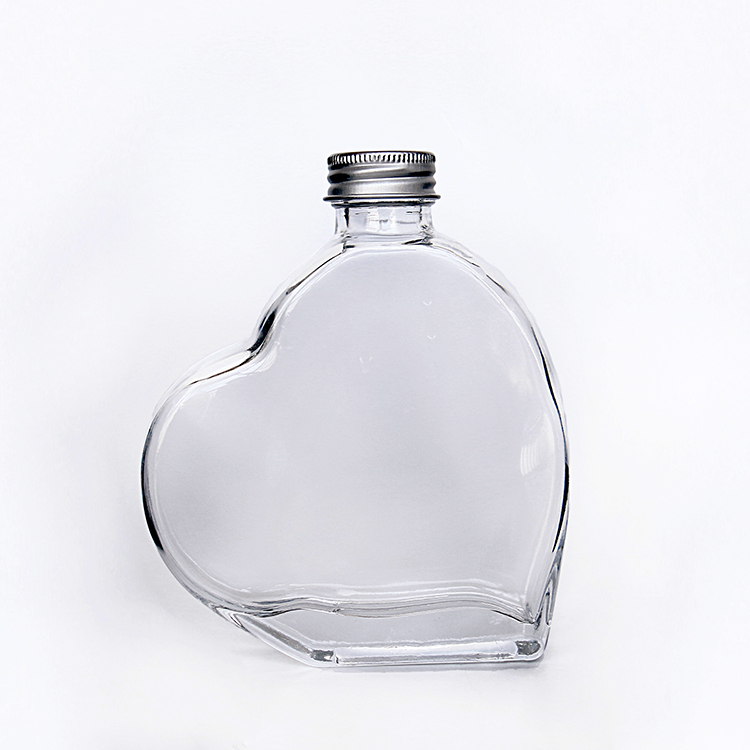 Wedding Liquor Glass Bottle For Storage Food Christmas Gift Birthday Heart Shape Glass Container