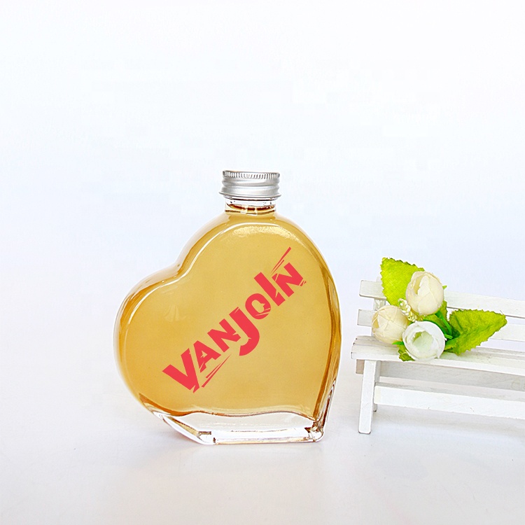 Wedding Liquor Glass Bottle For Storage Food Christmas Gift Birthday Heart Shape Glass Container
