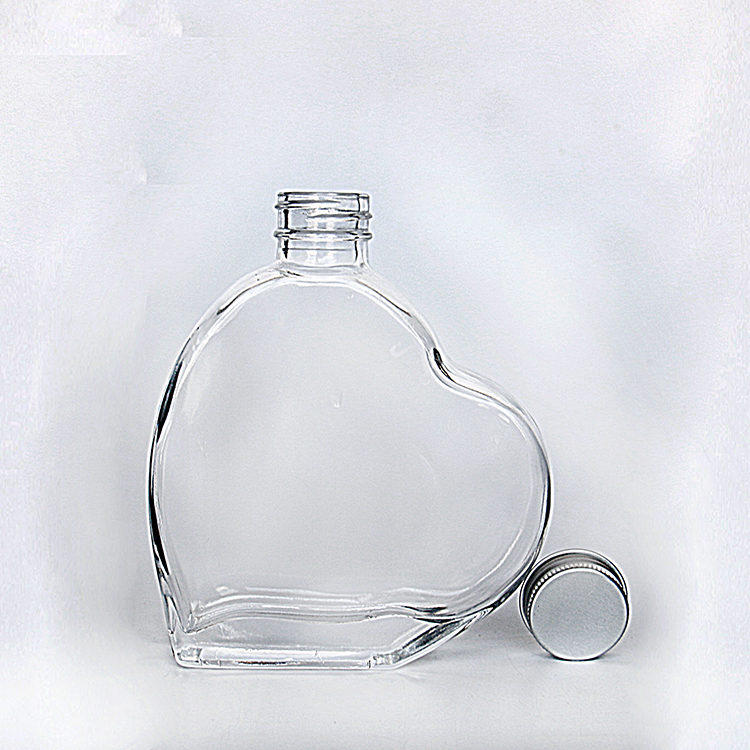 Wedding Liquor Glass Bottle For Storage Food Christmas Gift Birthday Heart Shape Glass Container