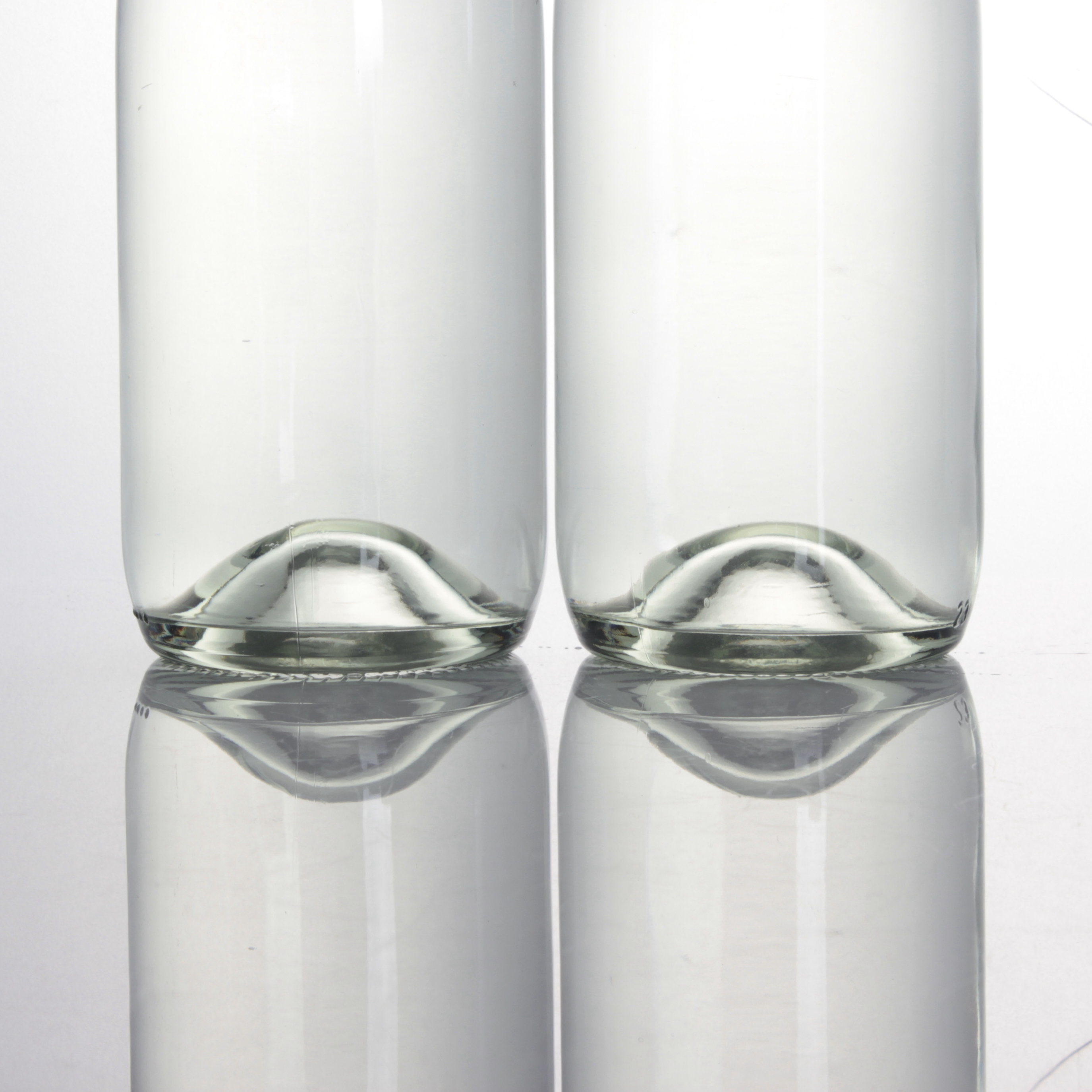Whisky Rum Liquor Alcohol Spirit Glass Bottle Champagne Stock 750ml Vodka SPIRITS Clear Screw Cap Round 750 Ml High Flint Wine