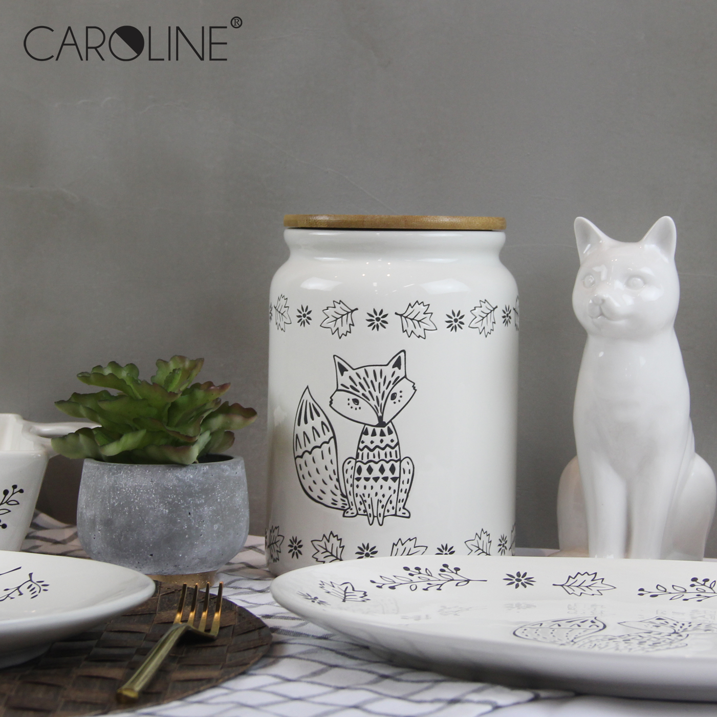 White Ceramic Packaging Tea Canister Set with Wood Lid