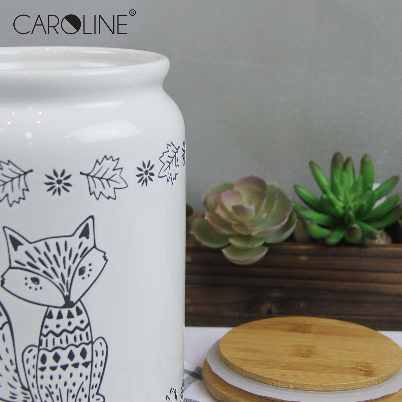 White Ceramic Packaging Tea Canister Set with Wood Lid