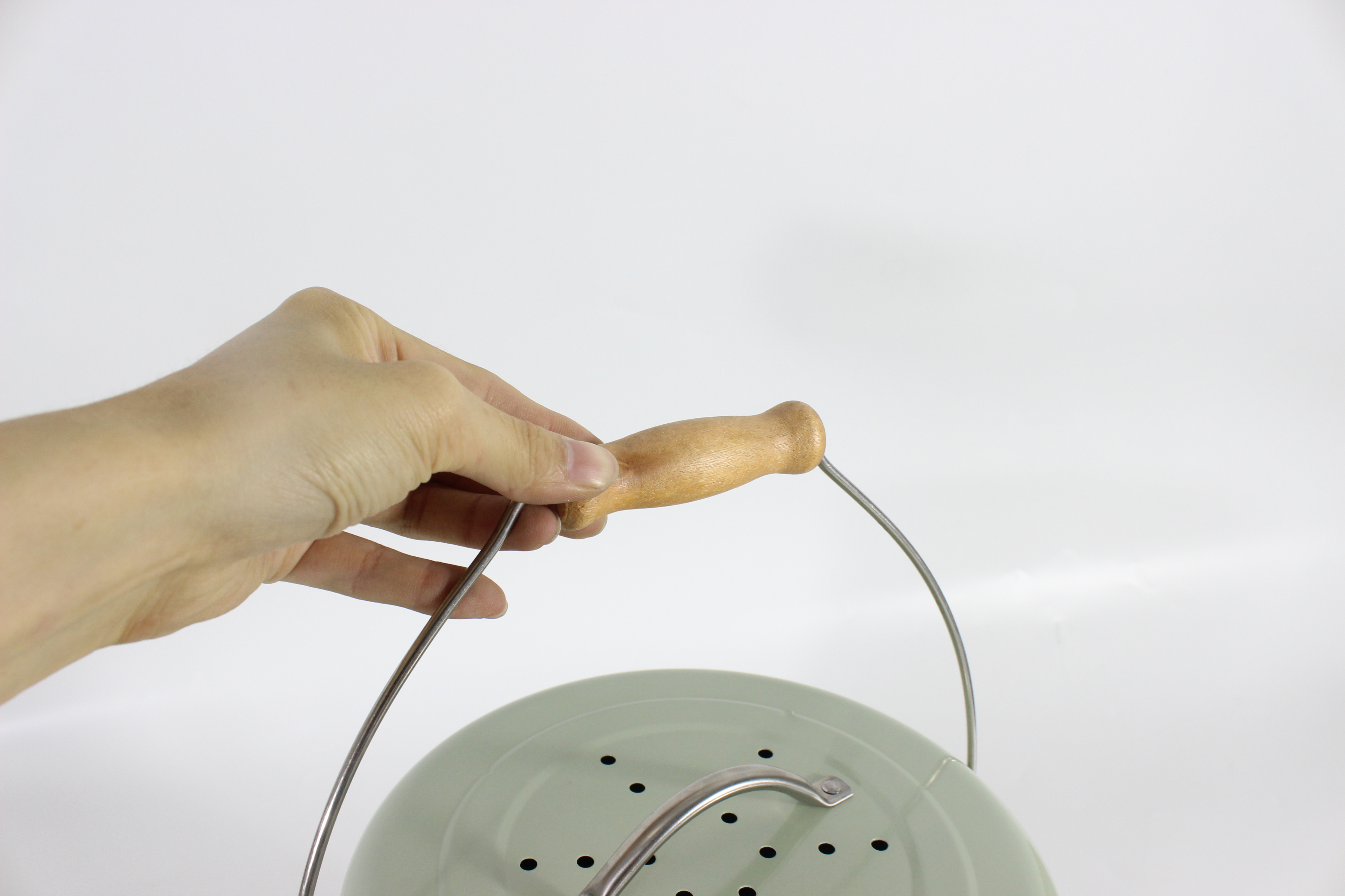 White Metal Steel 1.3 Gallon kitchen trash Bucket Container pail Compost Bin for Kitchen Countertop